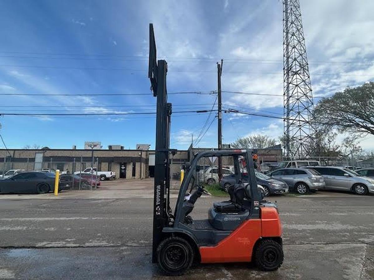 Used 2015 Toyota 8FGU20