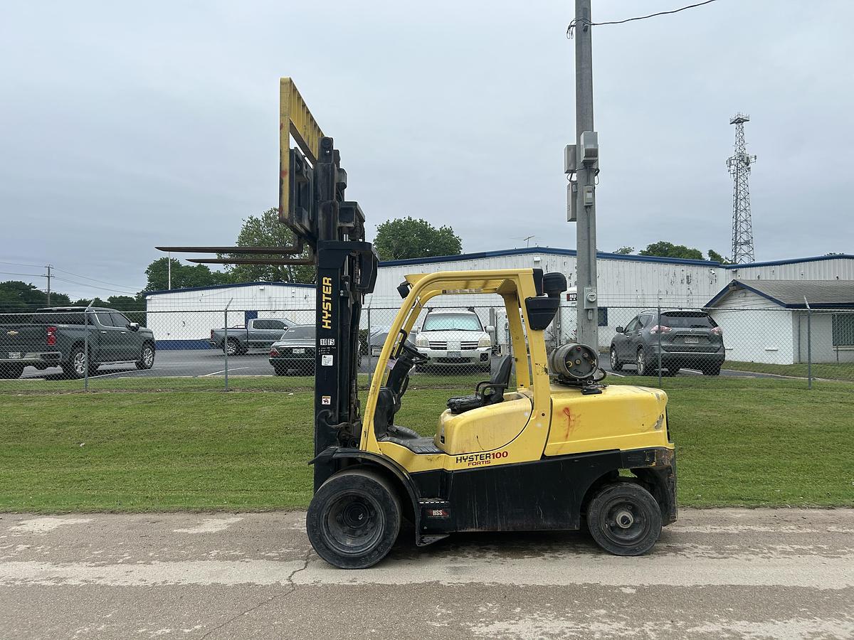 Used 2014 Hyster H100FT 10000 LBS