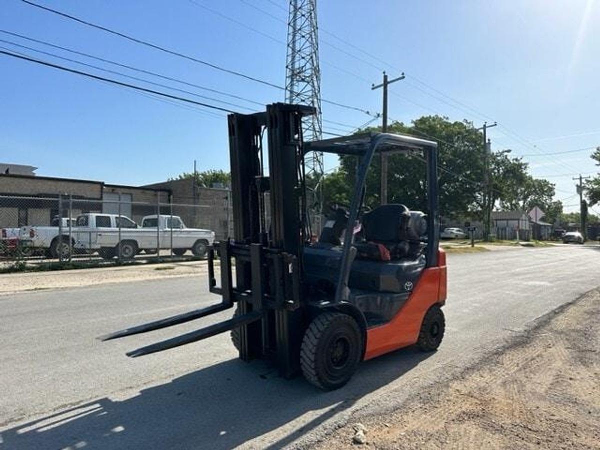 Used 2018 Toyota 8FGU15