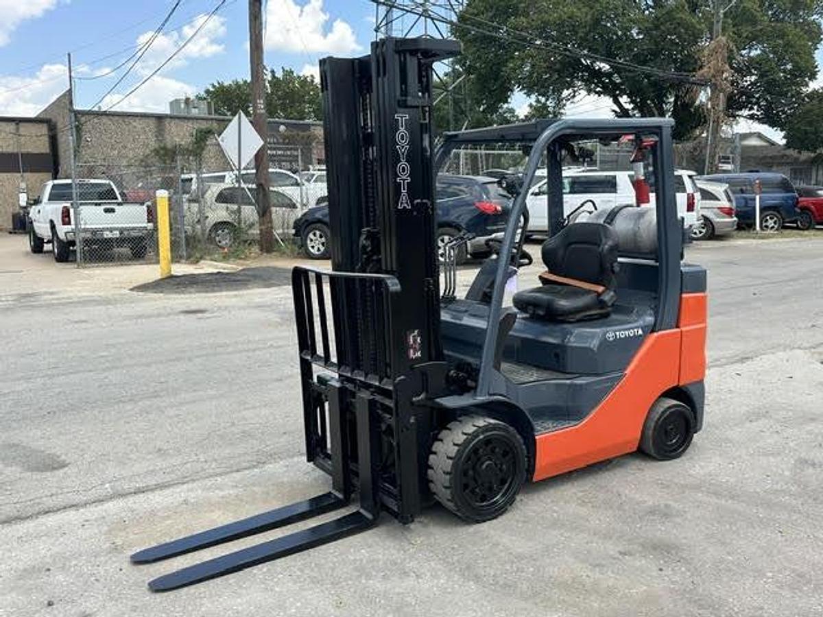 Used 2021 Toyota 8FGCU30 6000LBS