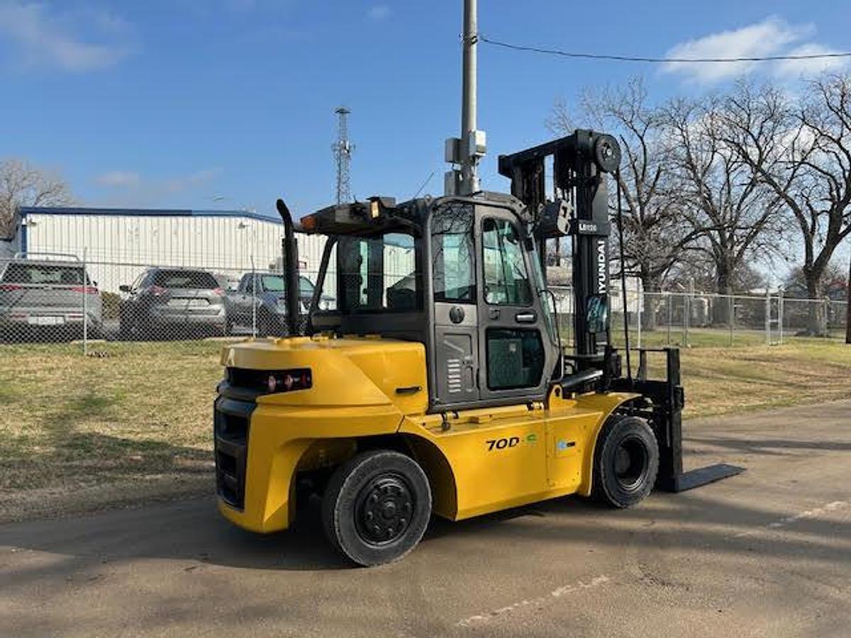Used 2019 Hyundai 70D-9