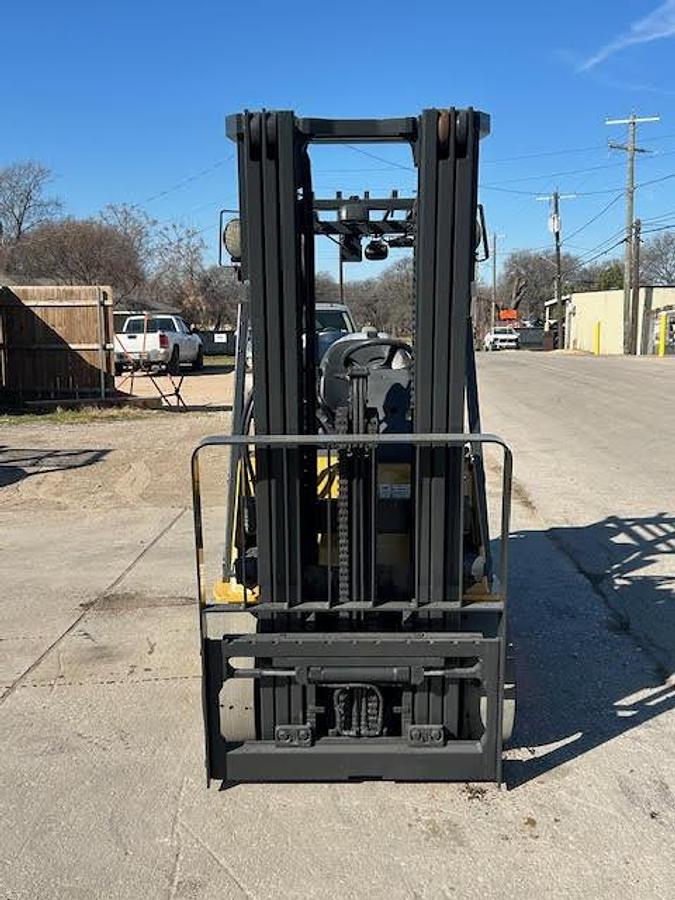 Used 2017 CAT 2C6000 6000LBS