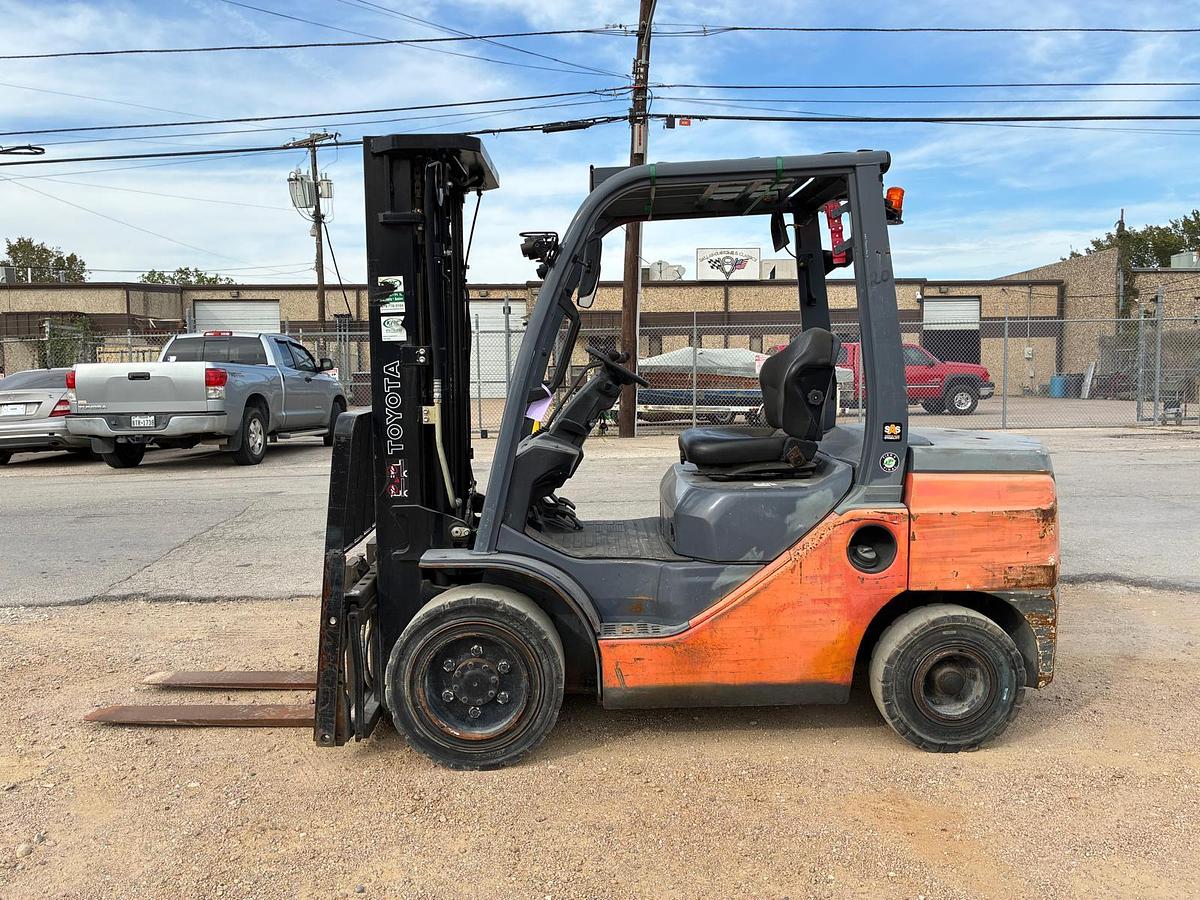 Used 2022 Toyota 8FDU30