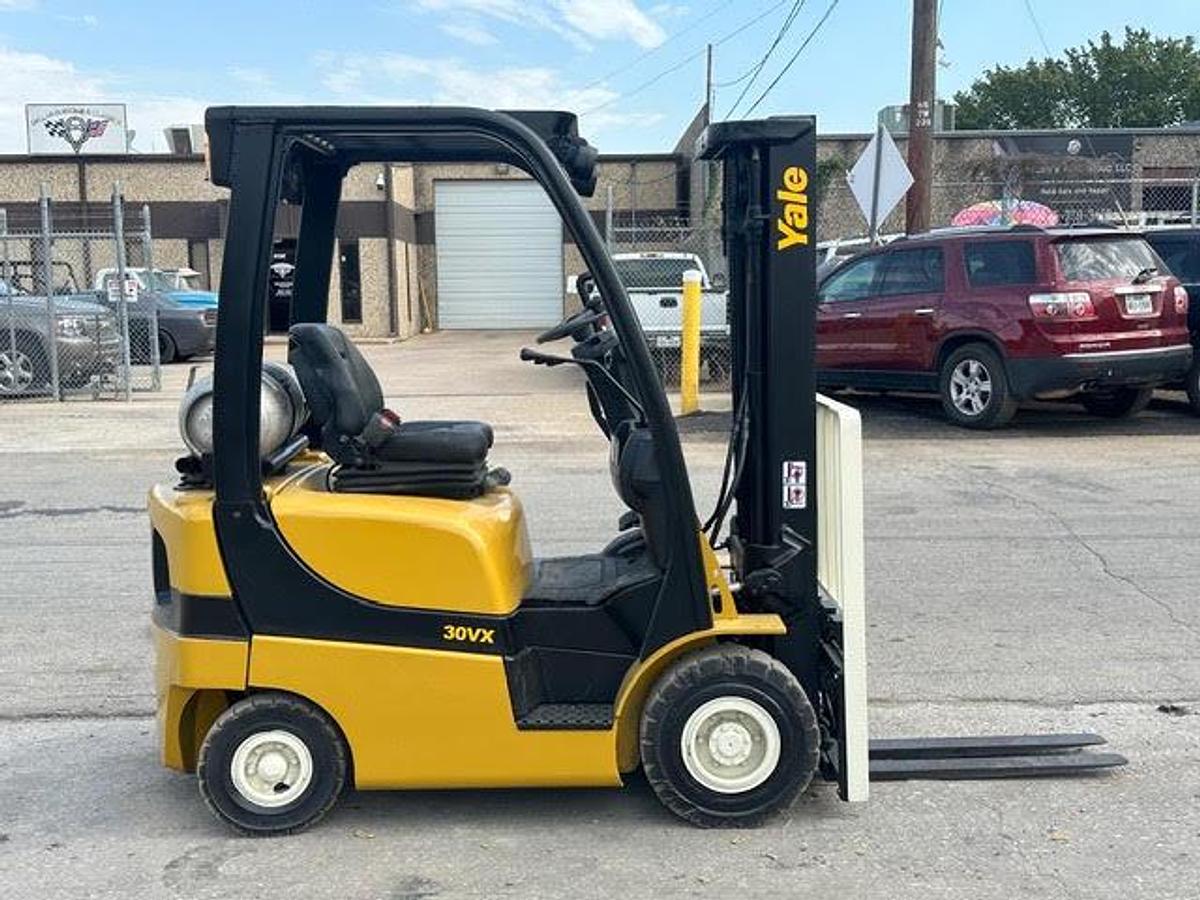 Used 2017 YALE GLP030VXNRAE084
