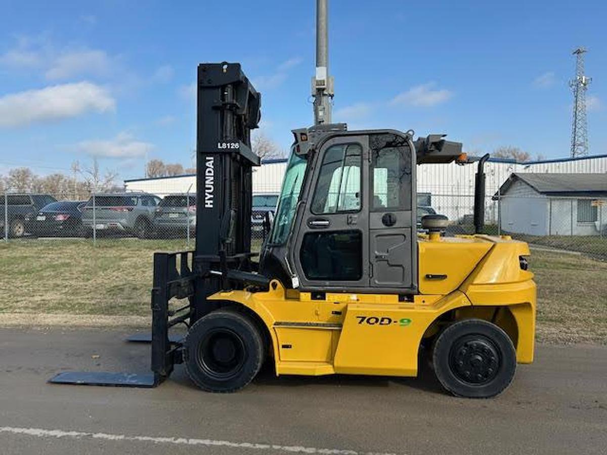 Used 2019 Hyundai 70D-9