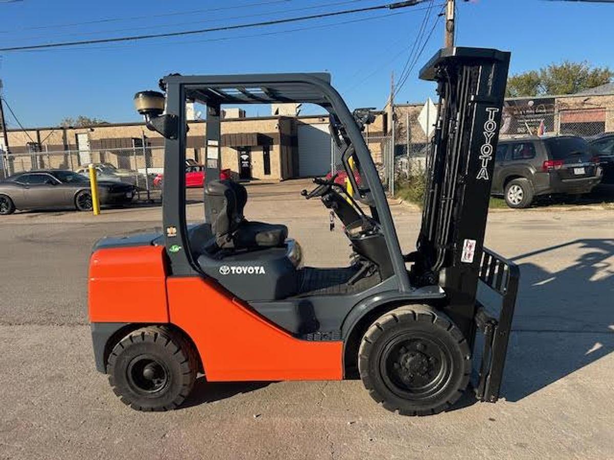 Used 2017 Toyota 8FGU30