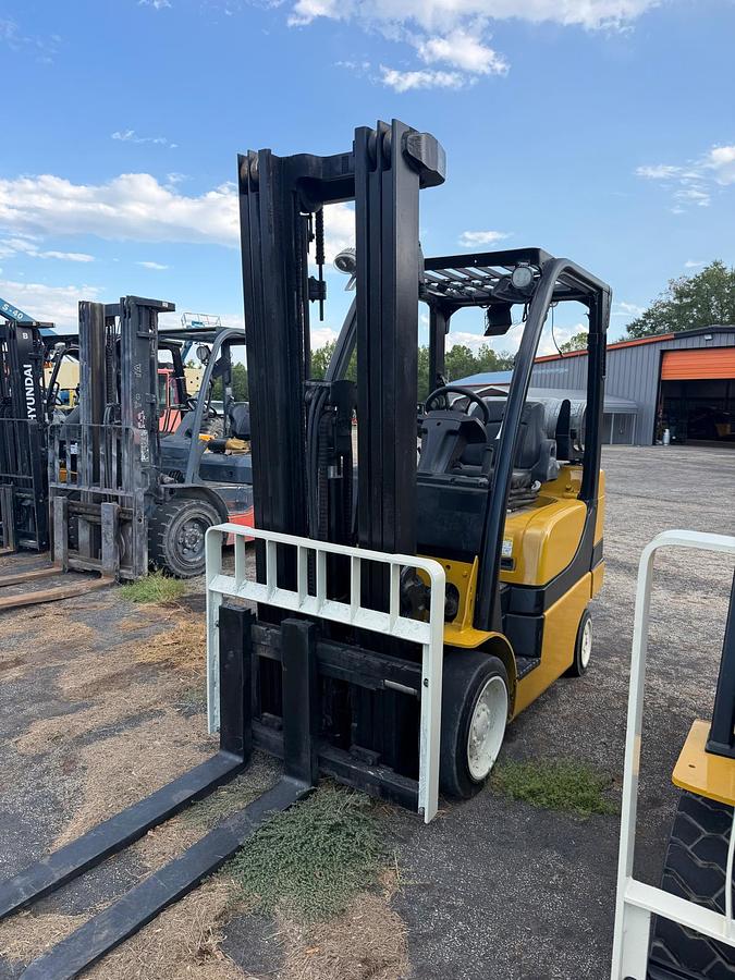 Used 2020 Yale GLC060VXNEAE090 6000LBS