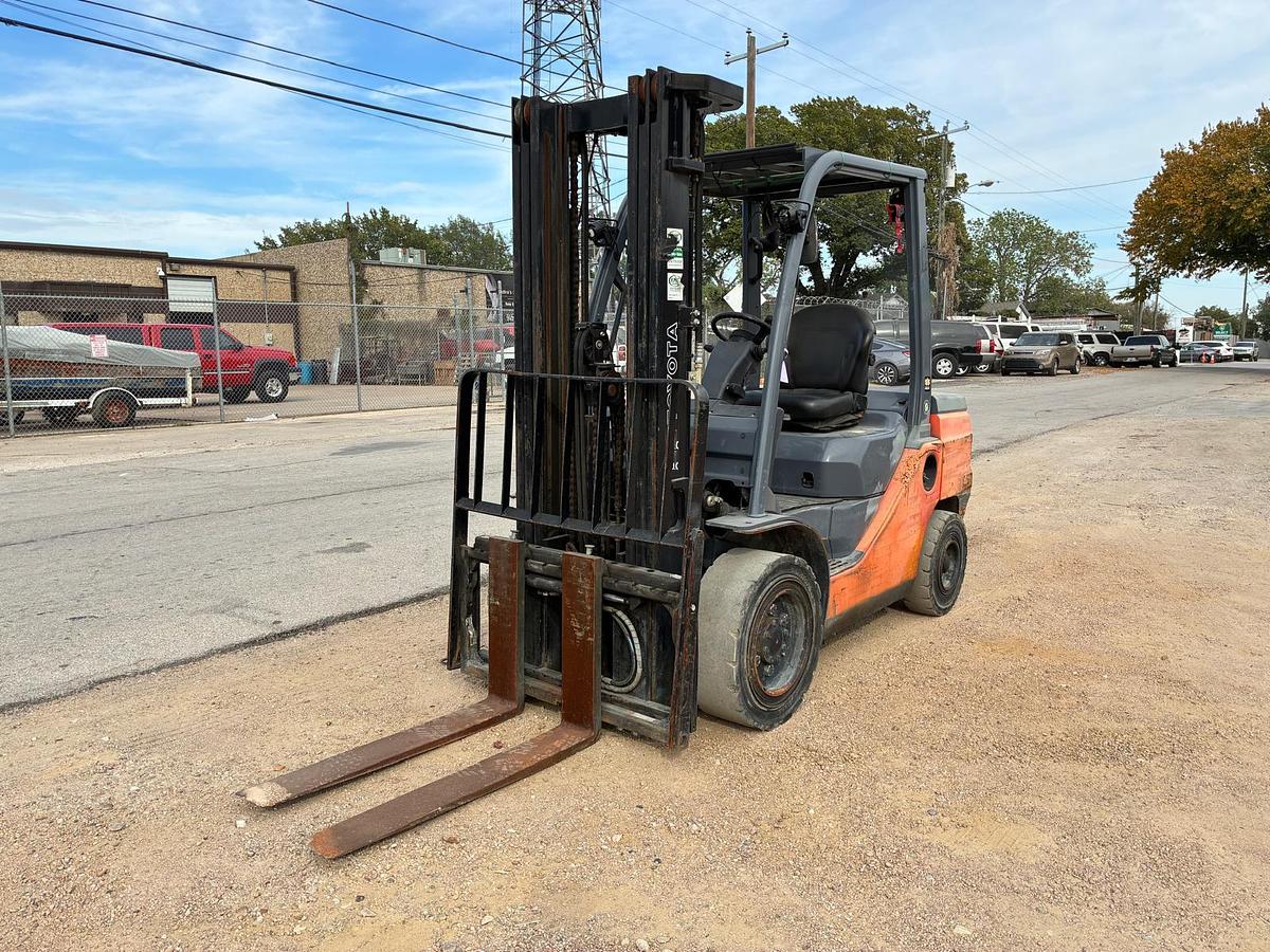 Used 2022 Toyota 8FDU30