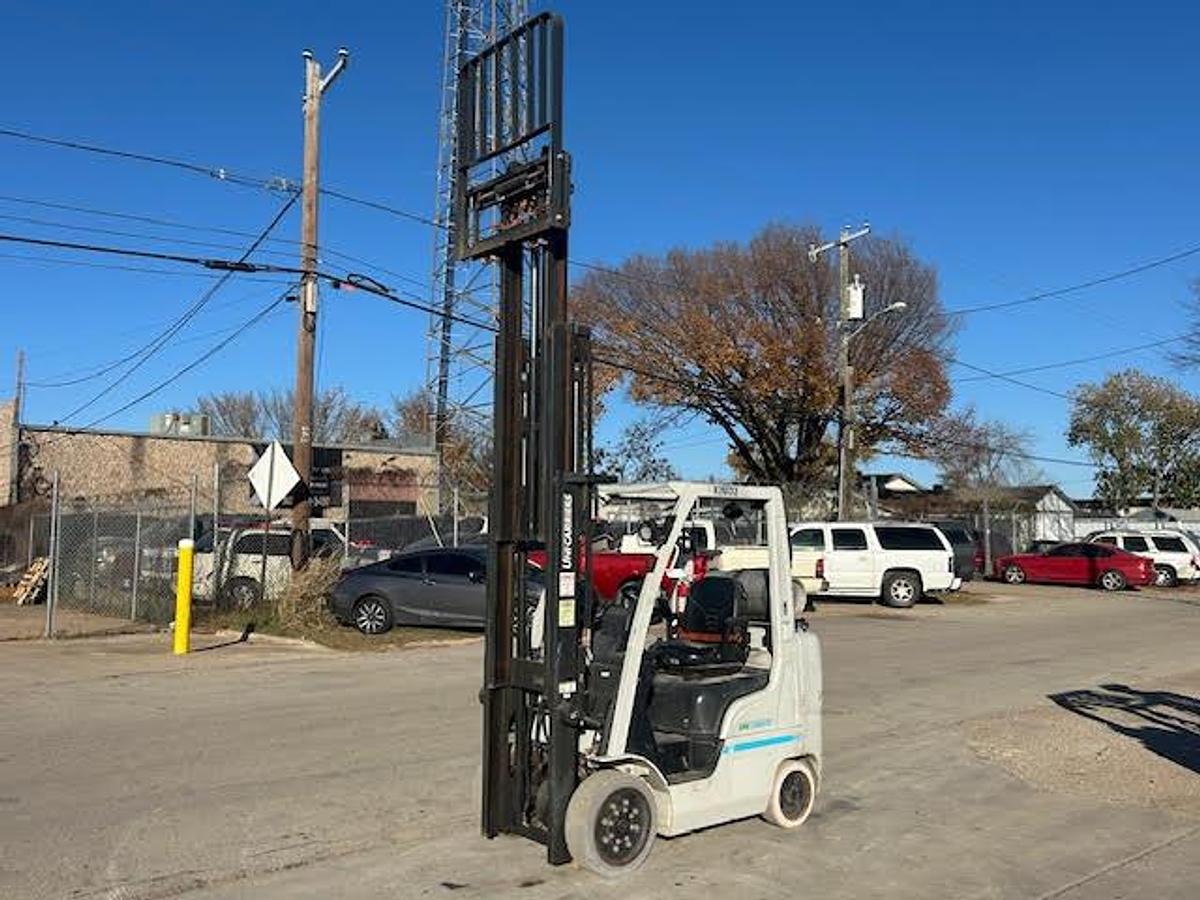 Used 2017 UniCarriers MCP1F2A25LV