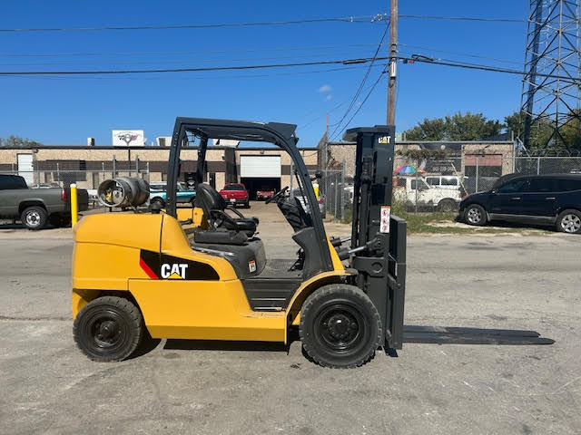 Used 2012 CAT P12000 NEWLY PAINTED