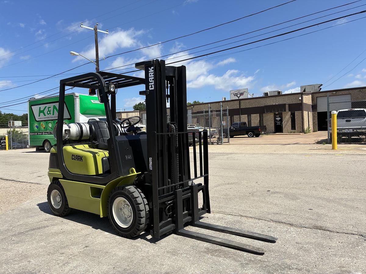 Used 2012 CLARK CQ25 5000LBS
