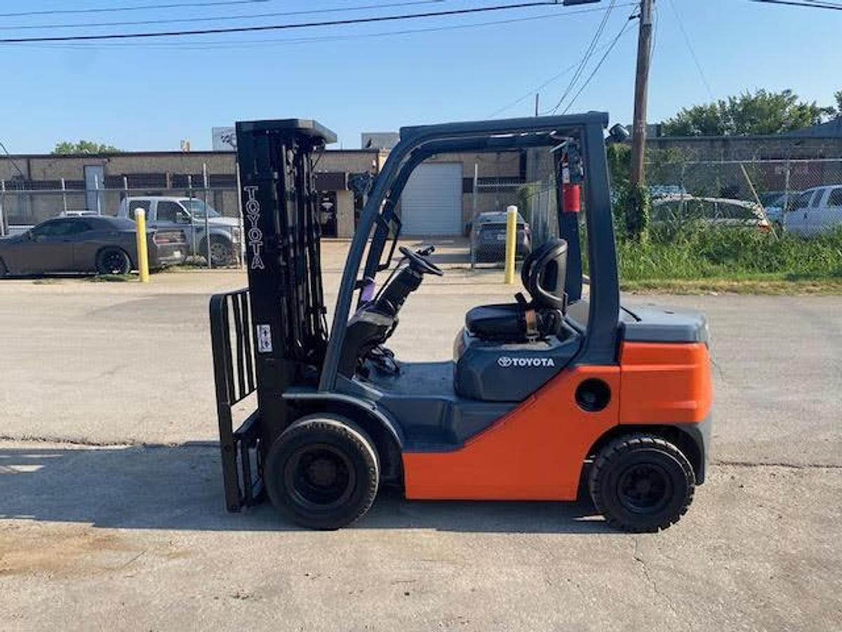 Used 2020 Toyota 8FDU25