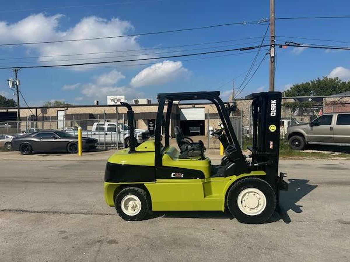 Used 2019 CLARK C55SD