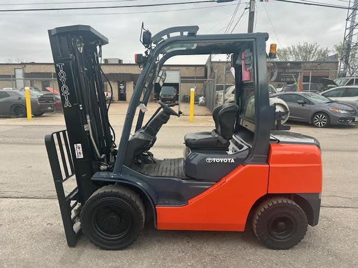 Used 2010 Toyota 8FGU30