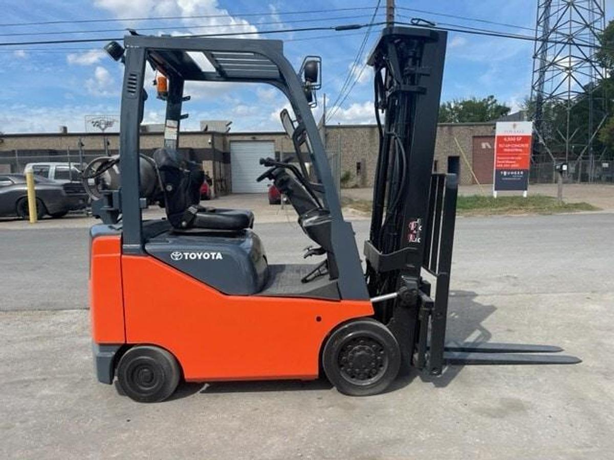 Used 2011 Toyota 8FGCU15