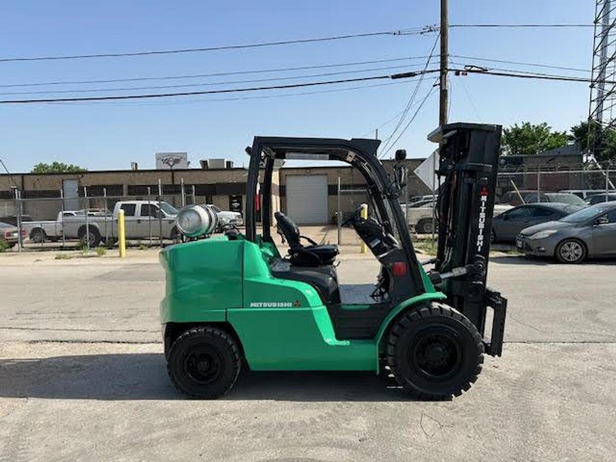 Used 2017 Mitsubishi FG50CN1