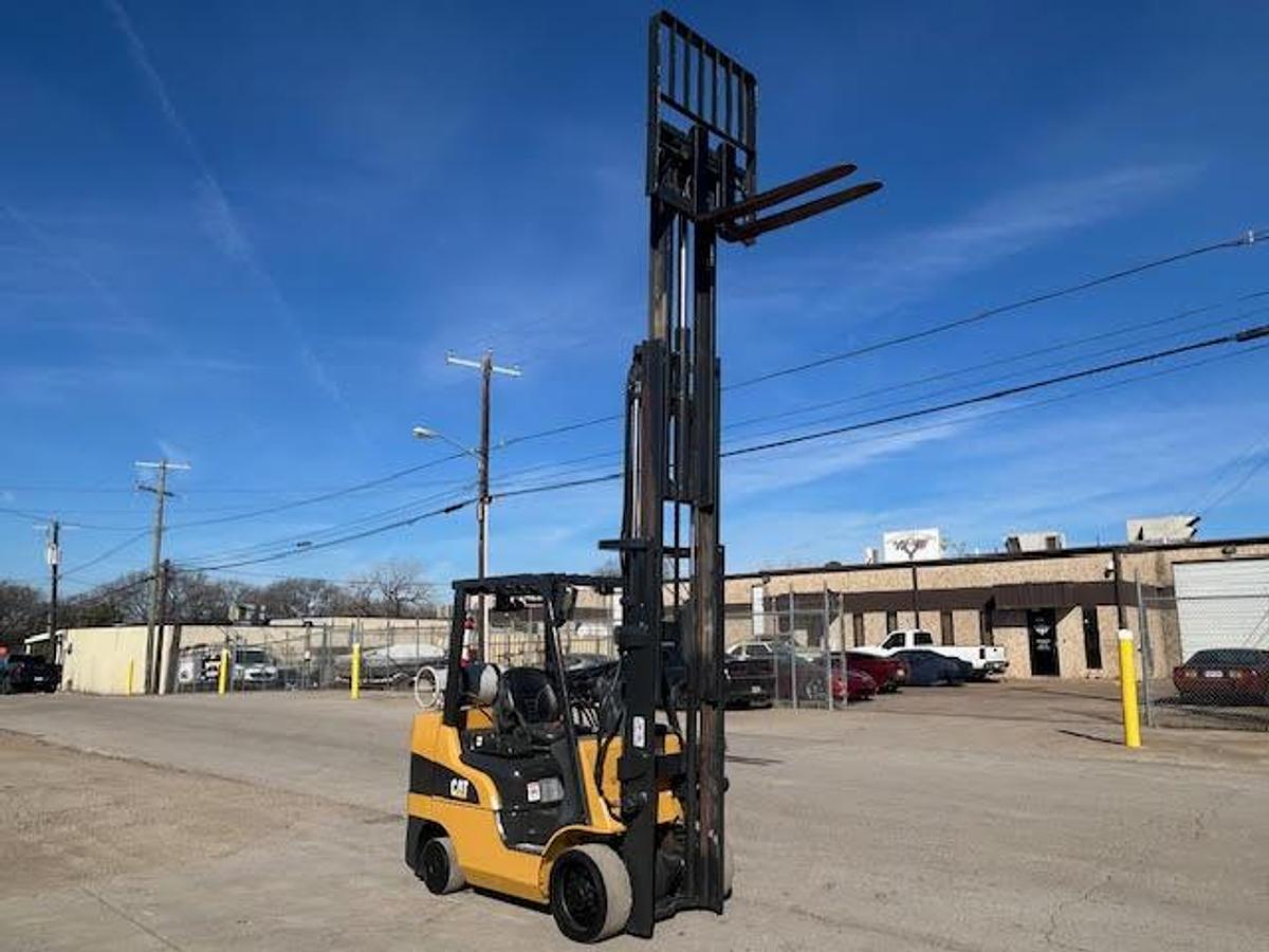 Used 2017 CAT 2C6000