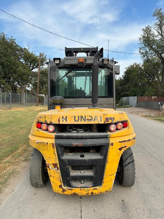 Used 2020 Hyundai 70D-9