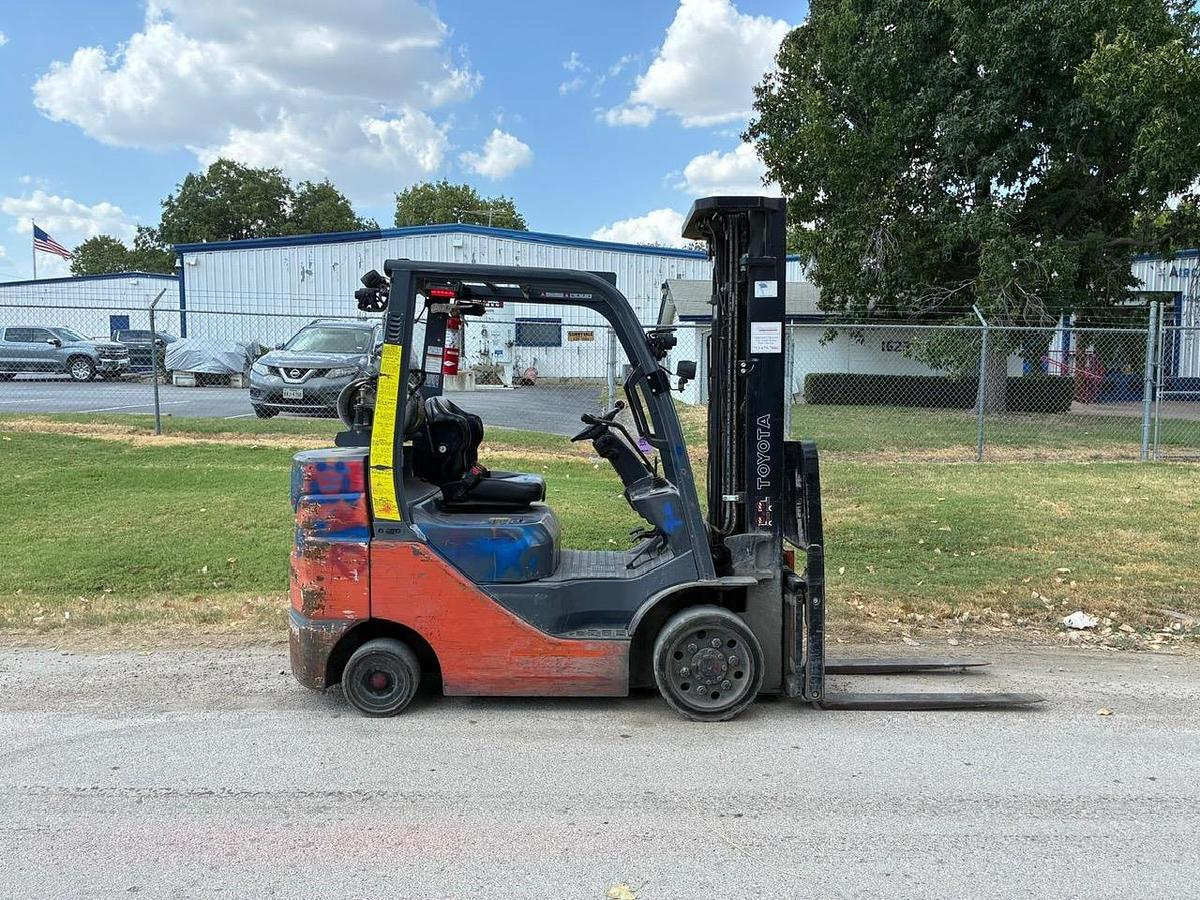 Used 2021 TOYOTA 8FGCU30