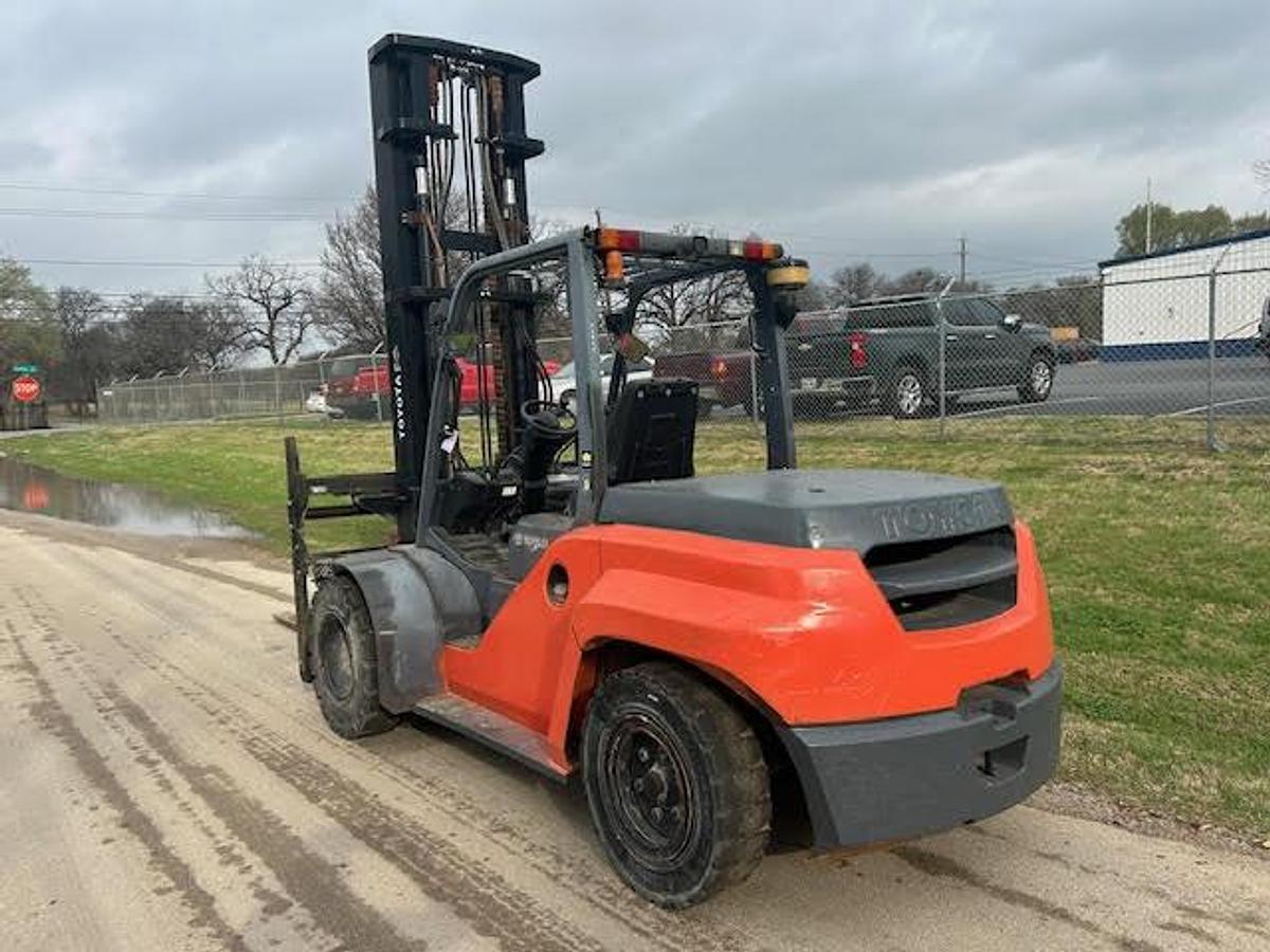 Used 2015 Toyota 8FD70U
