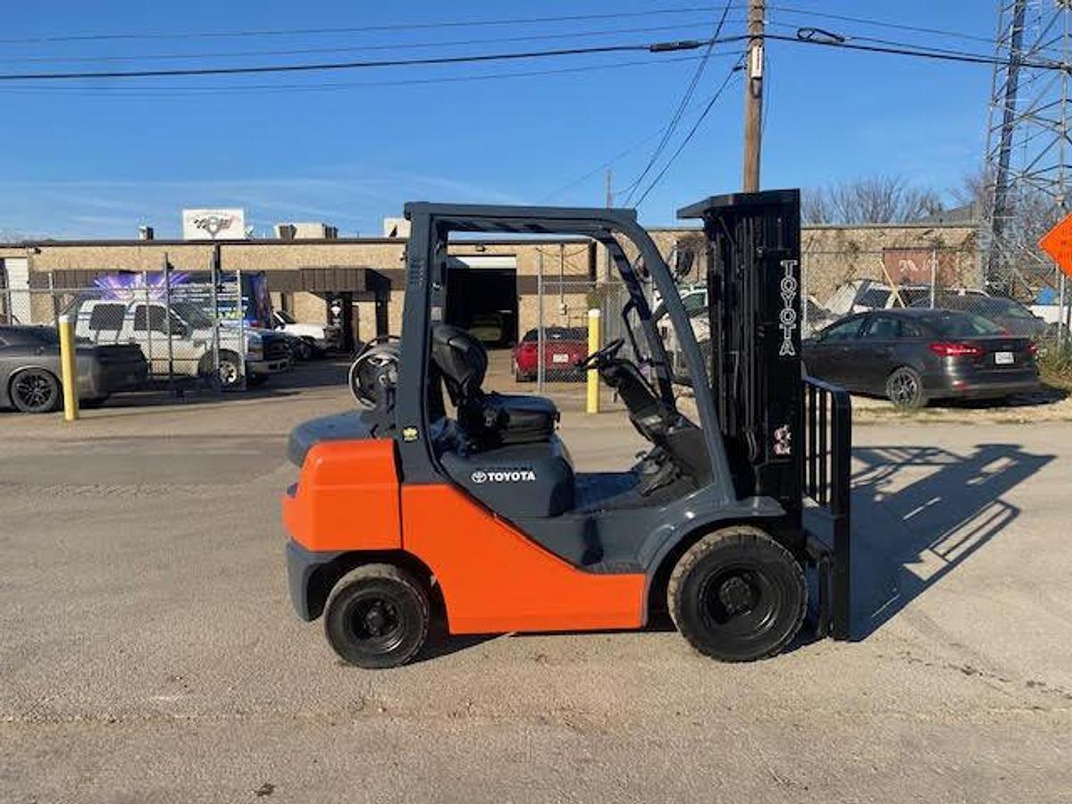 Used 2016 Toyota 8FGU25