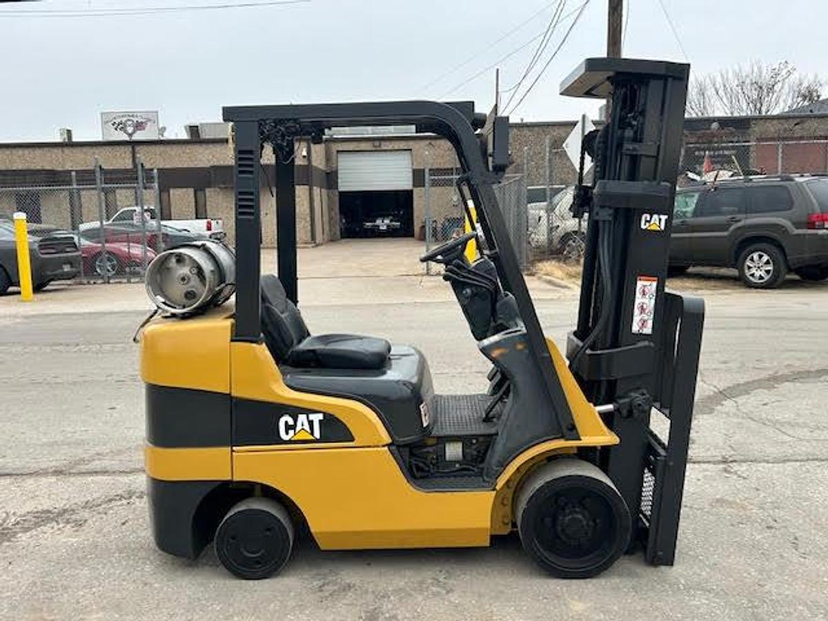 Used 2017 CAT 2C6000
