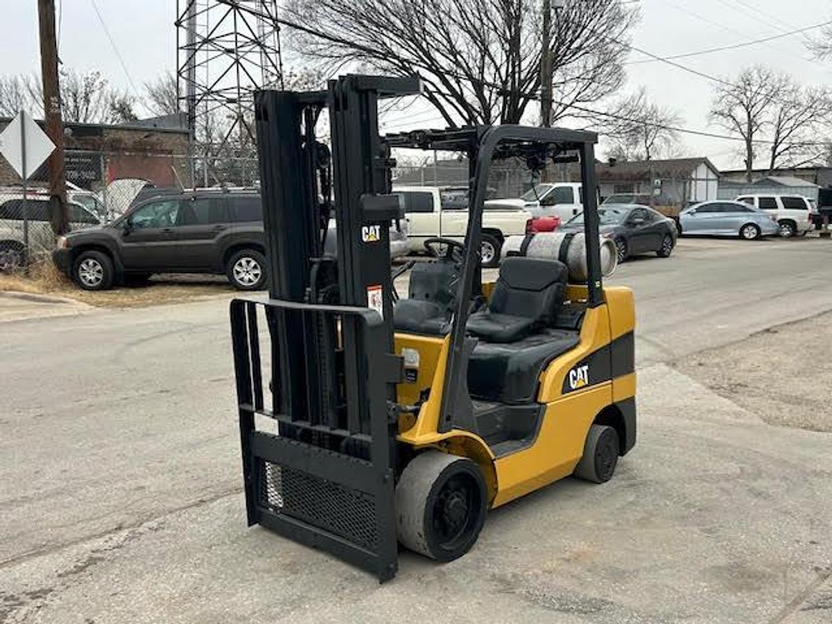 Used 2017 CAT 2C6000