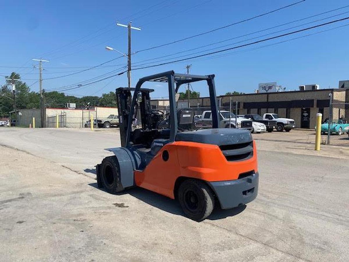 Used 2019 Toyota 8FDU45
