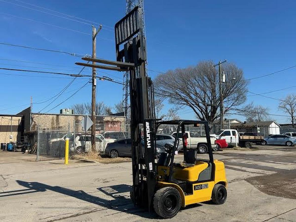 Used 2012 Hyundai 30D-7E