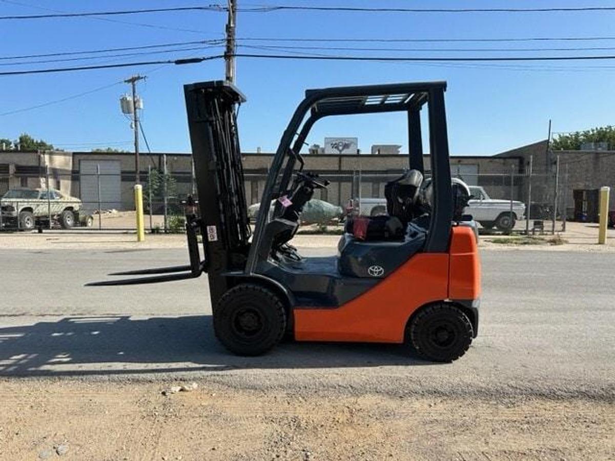 Used 2018 Toyota 8FGU15