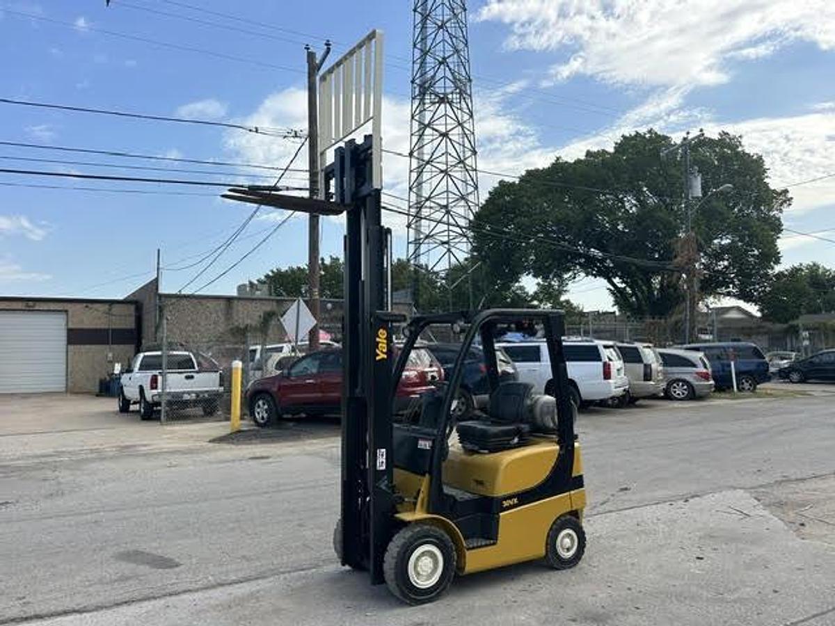 Used 2017 YALE GLP030VXNRAE084