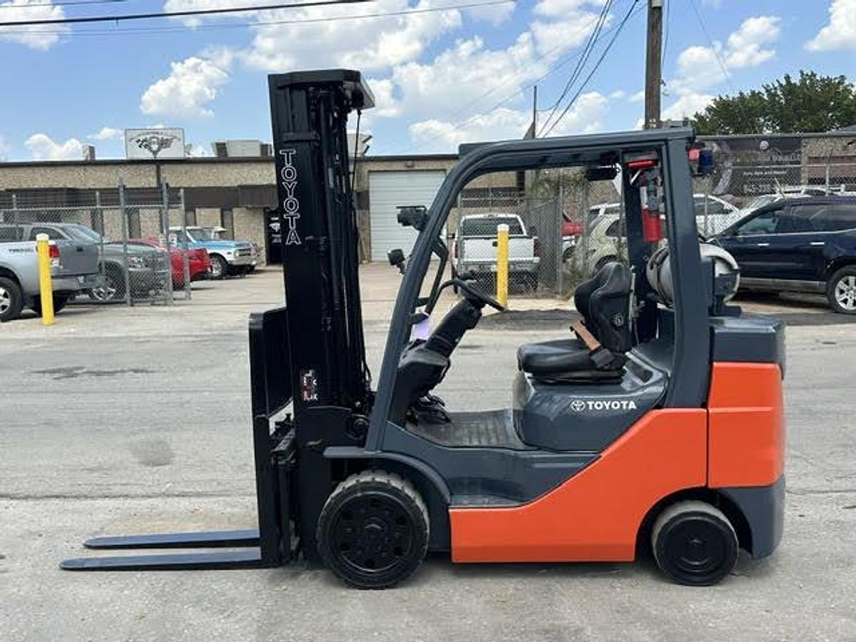 Used 2021 Toyota 8FGCU30 6000LBS