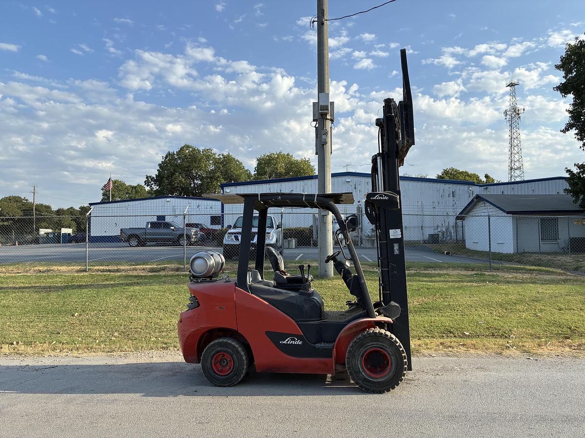 Used 2017 Linde HT32T