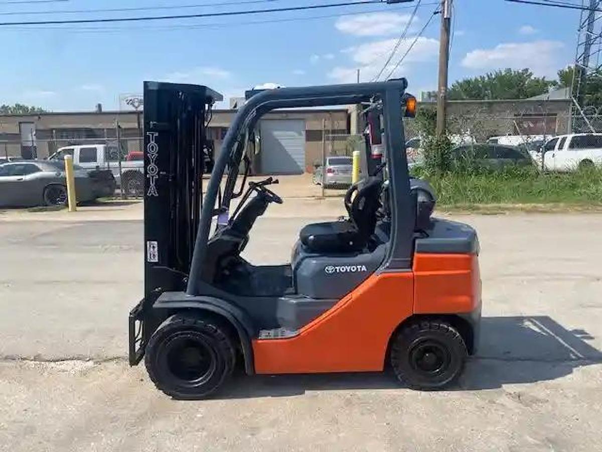 Used 2021 Toyota 8FGU25