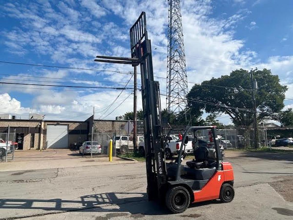 Used 2011 Toyota 8FGU25