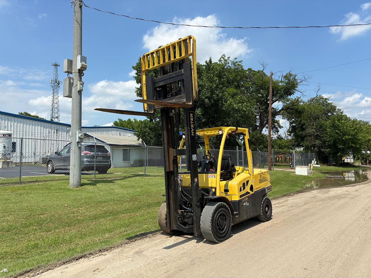 Used 2023 HYSTER H120 12000LBS