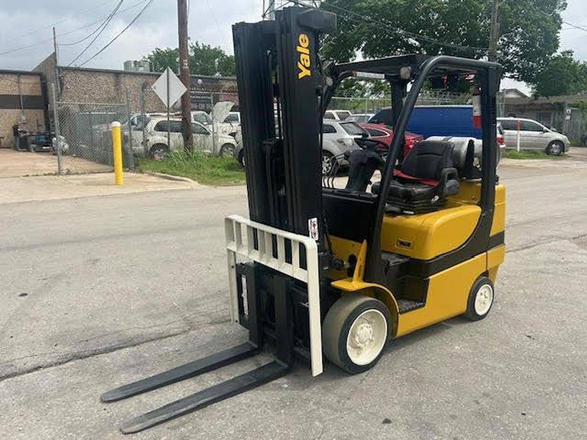 Used 2020 Yale GLC060VXNEAE090 6000LBS