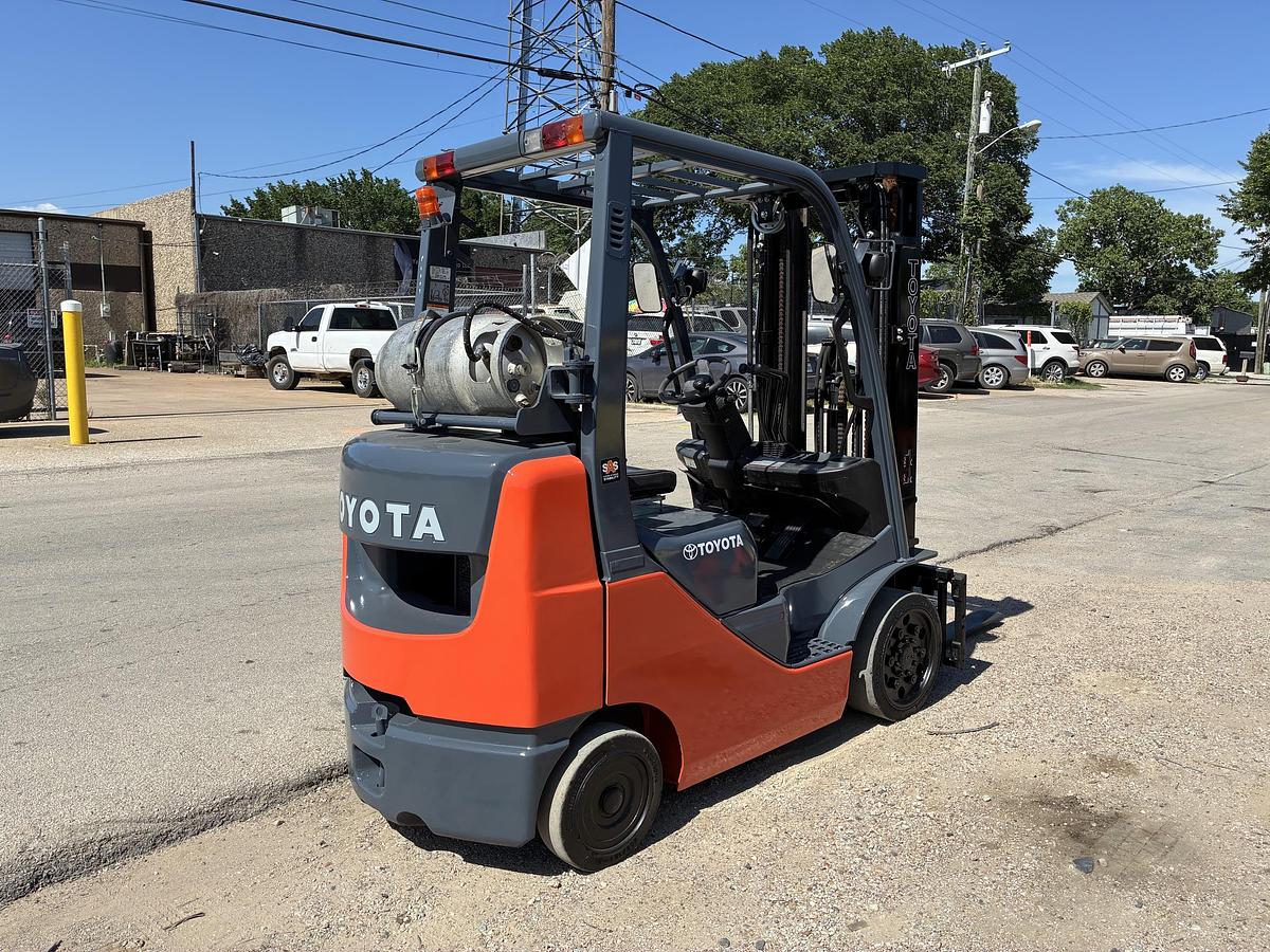 Used 2016 Toyota 8FGCU25
