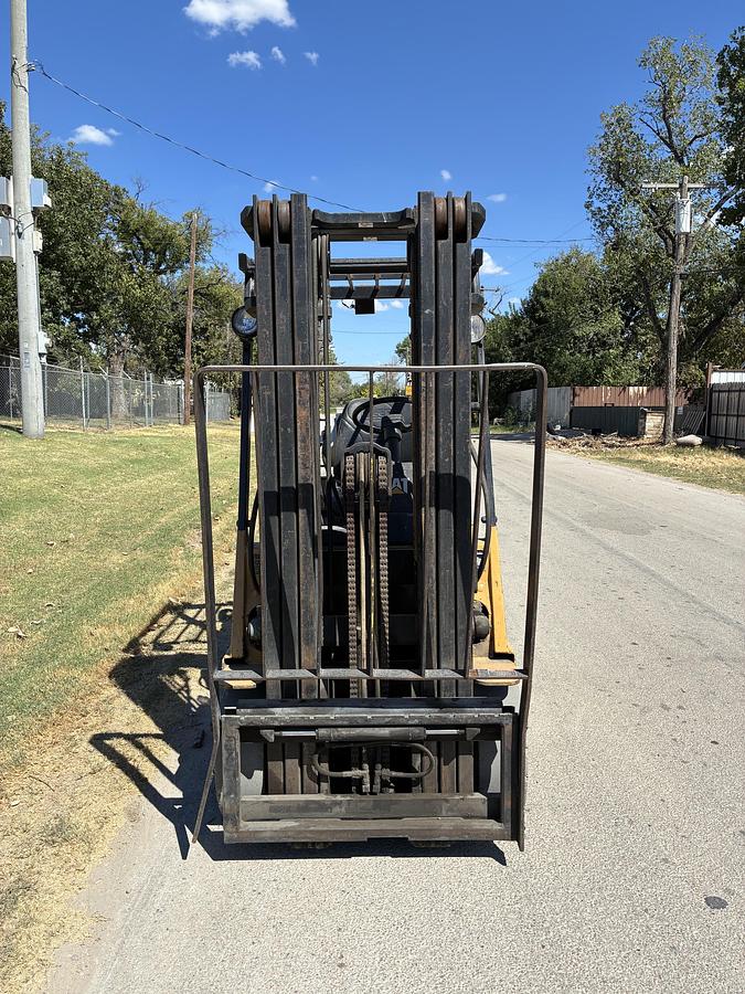 Used 1999 CAT GC20
