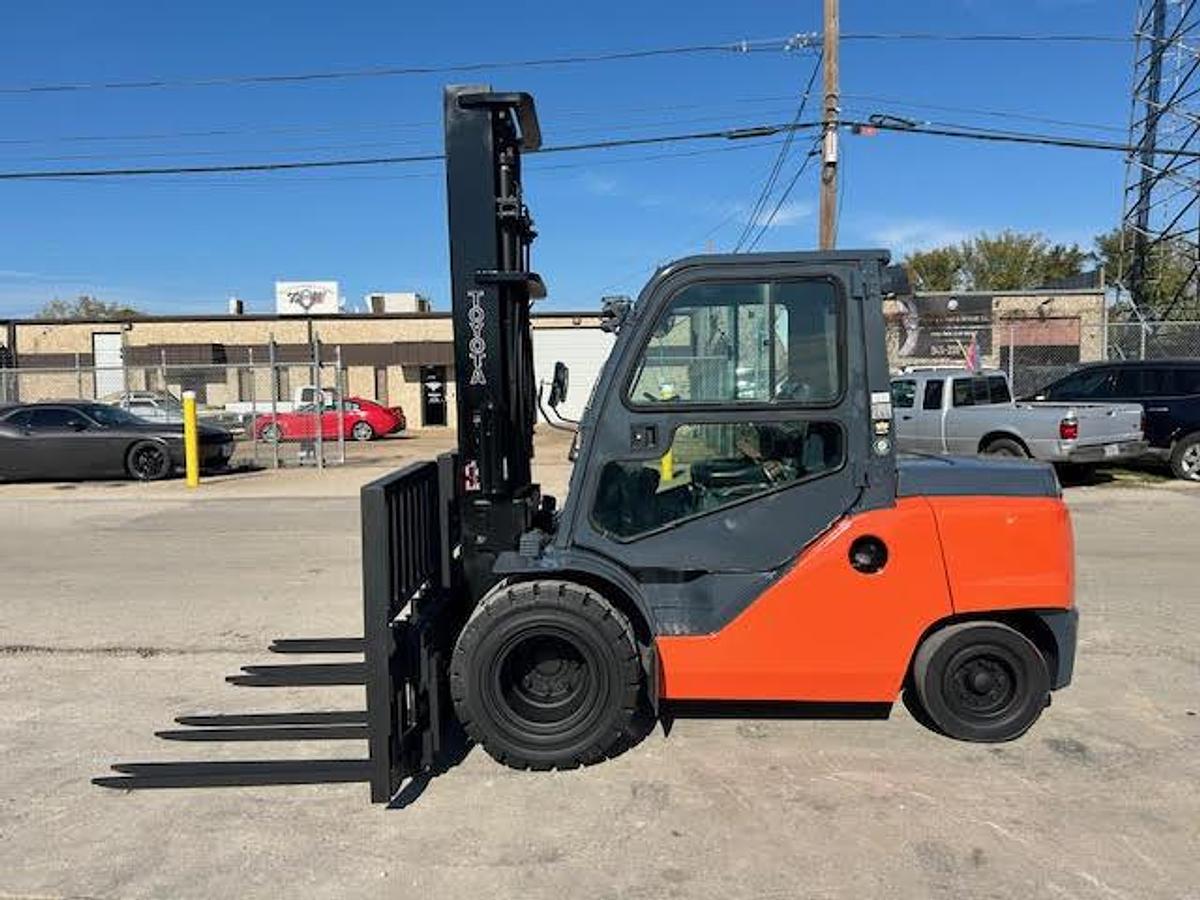 Used 2017 Toyota 8FD50U 11,000LBS