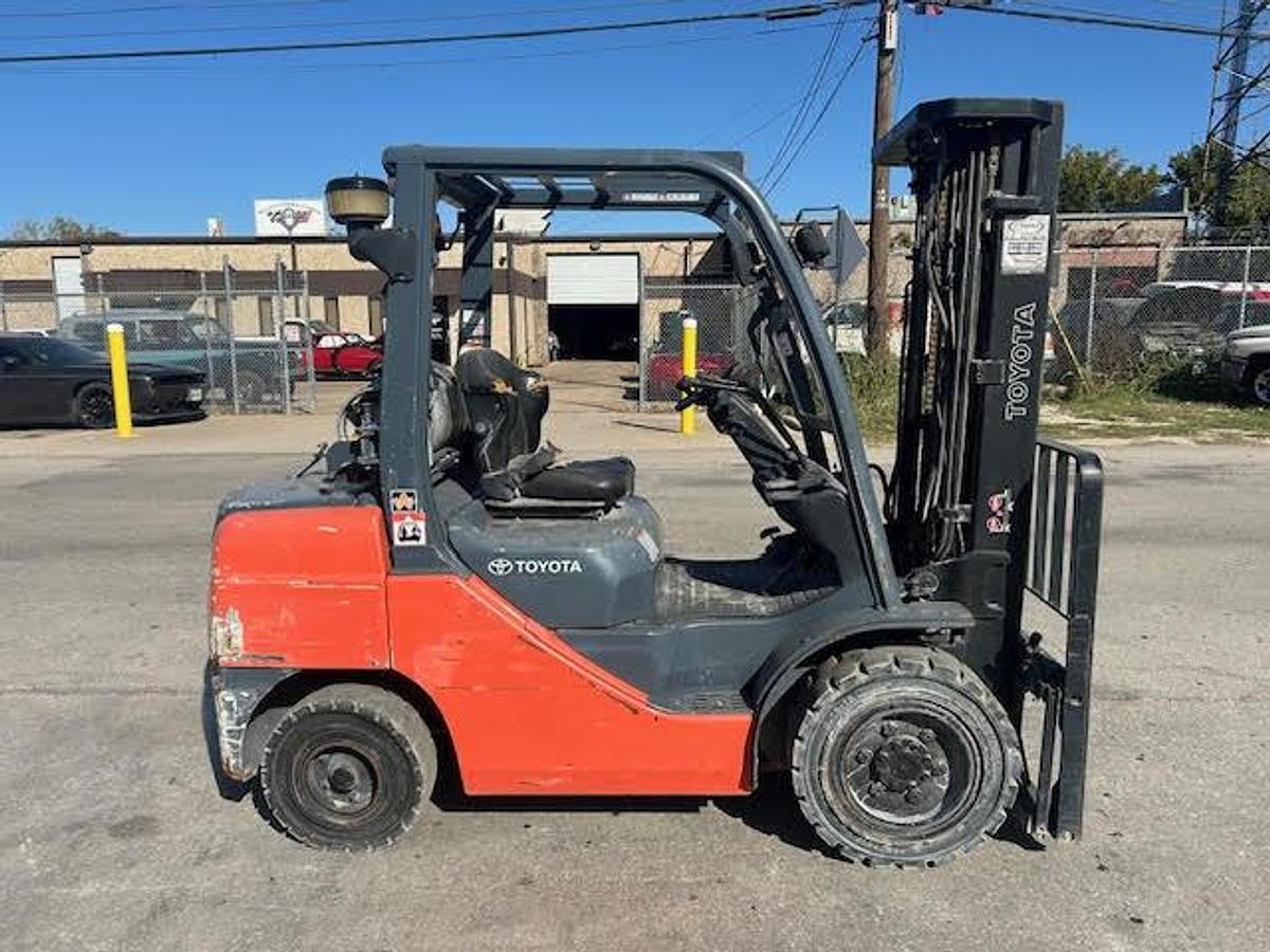 Used 2016 Toyota 8FGU32 6500LBS 