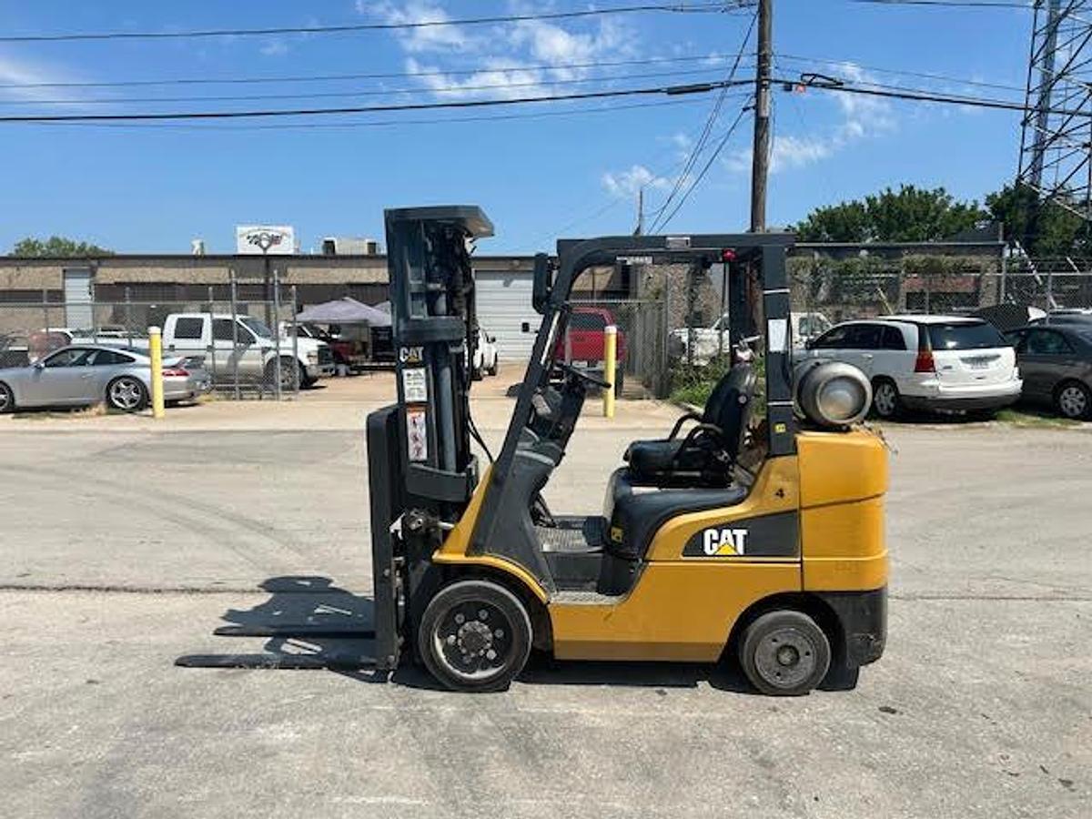 Used 2017 CAT 2C6000