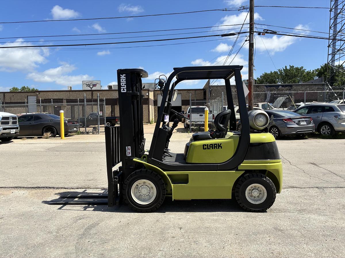 Used 2012 CLARK CQ25 5000LBS