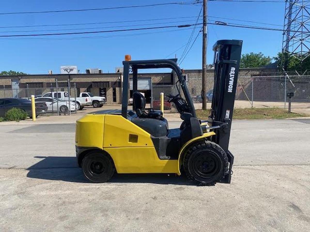 Used 2012 Komatsu FH40-1