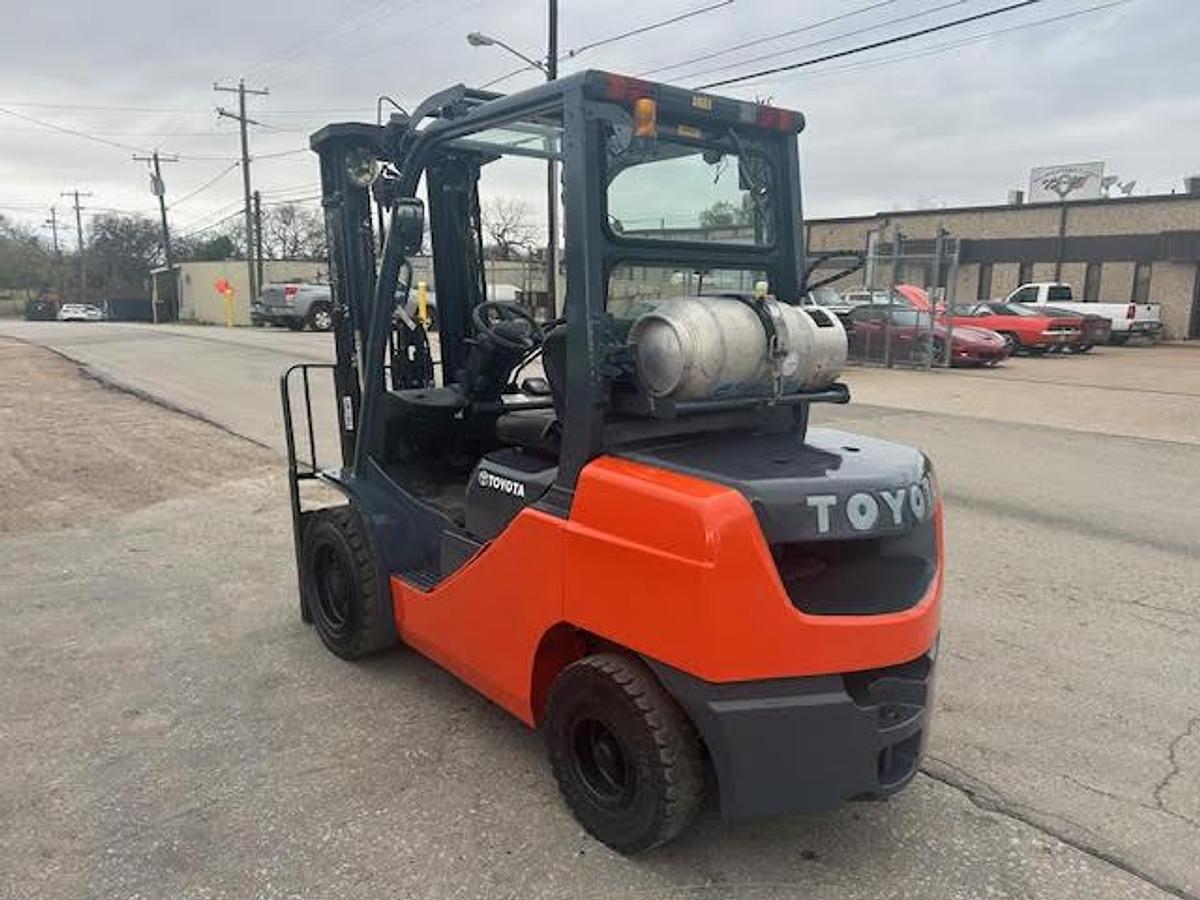 Used 2010 Toyota 8FGU30