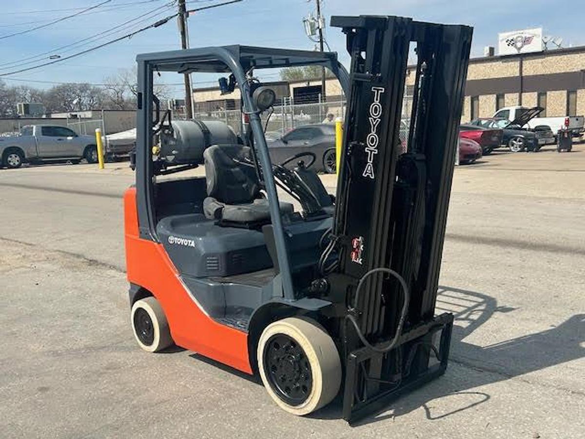 Used 2014 Toyota 8FGCU25