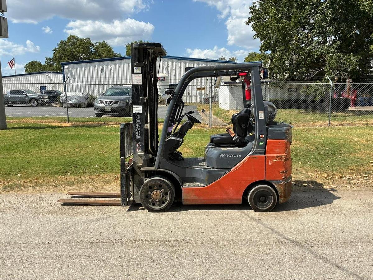 Used 2021 TOYOTA 8FGCU30
