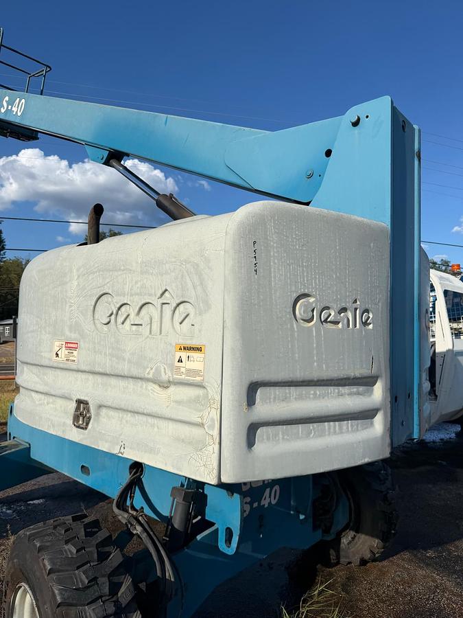 Used 2006 GENIE S-40
