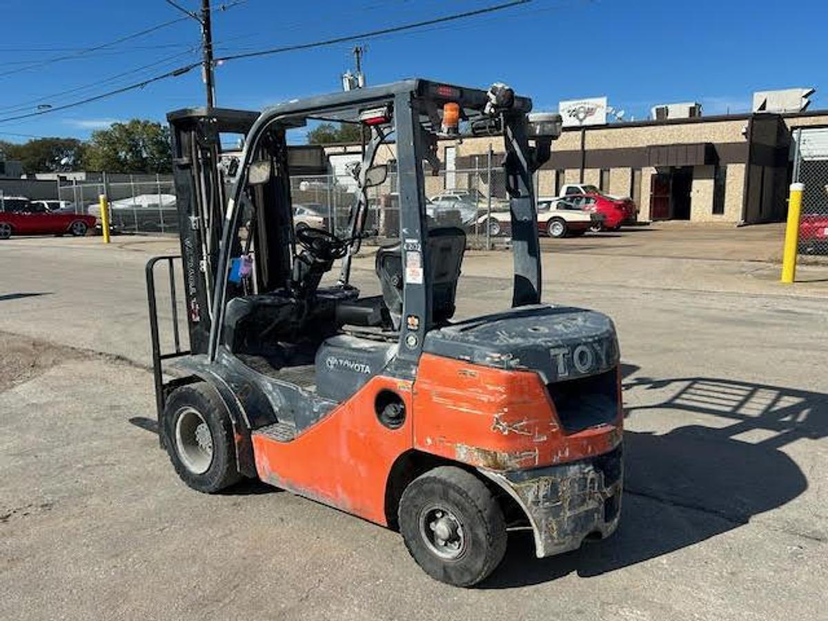 Used 2023 Toyota 8FDU25