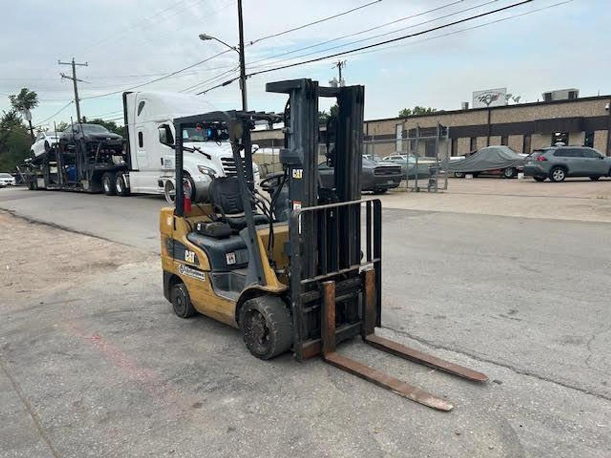 Used 2017 CAT 2C6000